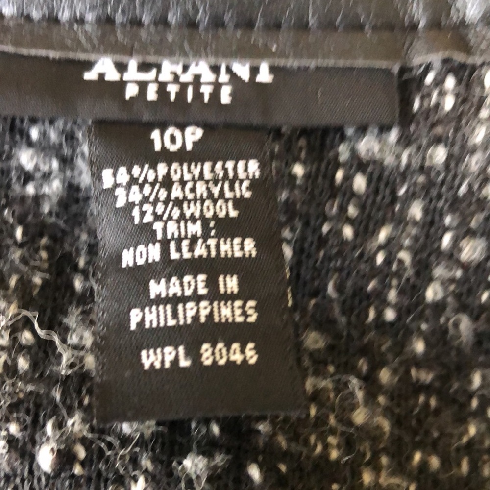 Jacket - Picture 4 of 6